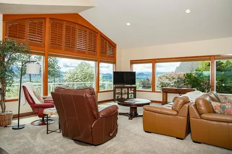 1874 NW Sunview Place Grants Pass OR 97526