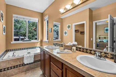 19531 Aster Lane Bend OR 97702