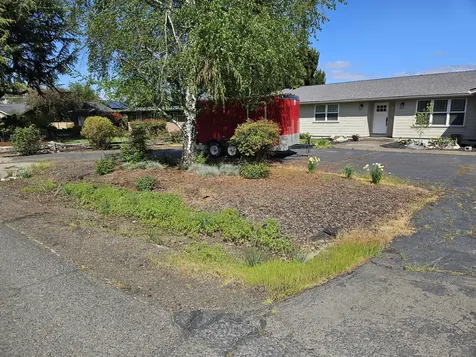 2731 Orchard Home Drive Medford OR 97501