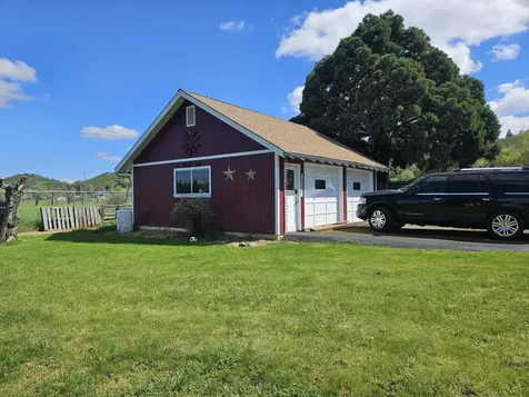 2731 Orchard Home Drive Medford OR 97501