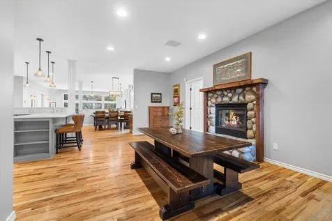 1235 NW Elliot Court Bend OR 97703