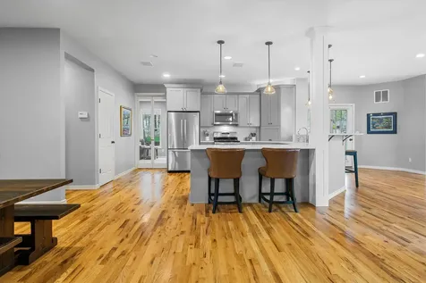1235 NW Elliot Court Bend OR 97703
