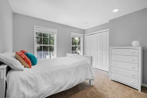 1235 NW Elliot Court Bend OR 97703