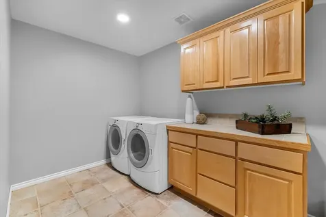 1235 NW Elliot Court Bend OR 97703