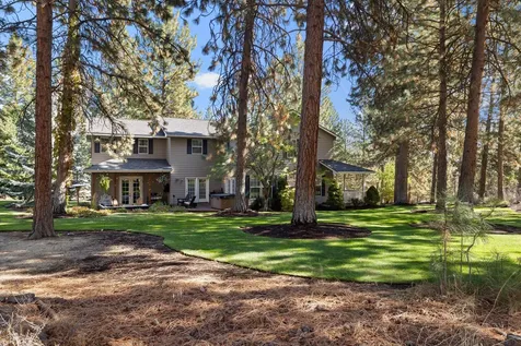 1235 NW Elliot Court Bend OR 97703
