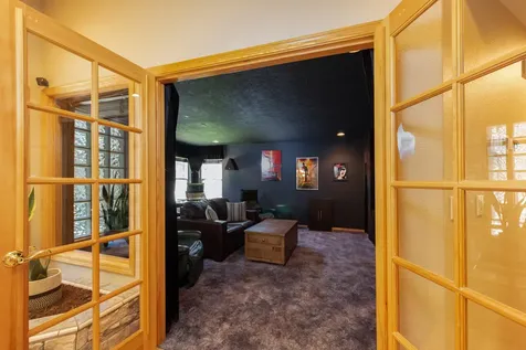 60230 Woodside Loop Bend OR 97702