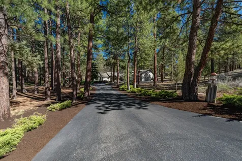 60230 Woodside Loop Bend OR 97702