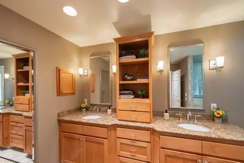 60230 Woodside Loop Bend OR 97702