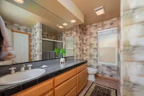 60230 Woodside Loop Bend OR 97702