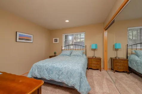 60230 Woodside Loop Bend OR 97702