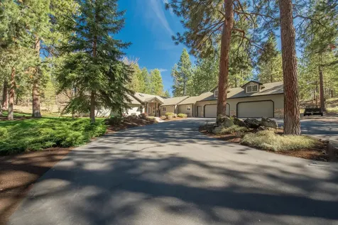 60230 Woodside Loop Bend OR 97702
