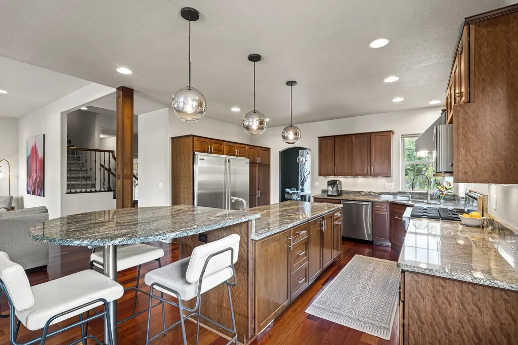 337 Laurelwood Drive Jacksonville OR 97530