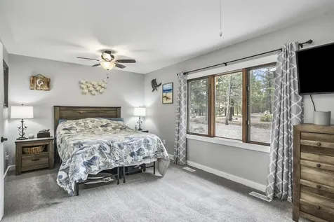 16028 Dick Road La Pine OR 97739