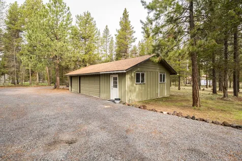 16028 Dick Road La Pine OR 97739