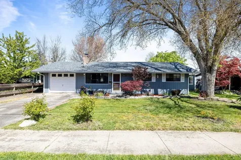 1857 Roberts Road Medford OR 97504