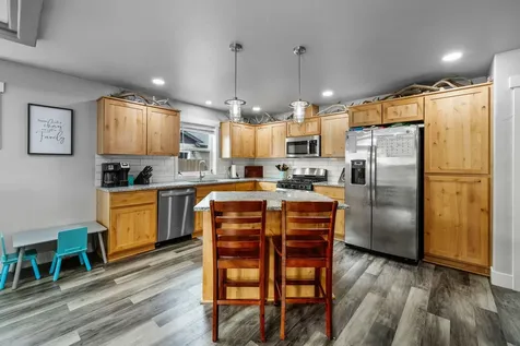 693 NE Begonia Street Madras OR 97741