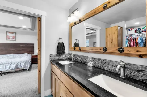 693 NE Begonia Street Madras OR 97741