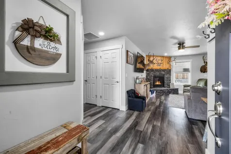 693 NE Begonia Street Madras OR 97741