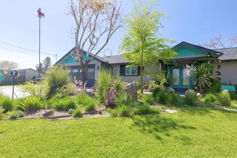 154 Glenn Way Central Point OR 97502