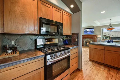 830 Amerman Drive Phoenix OR 97535