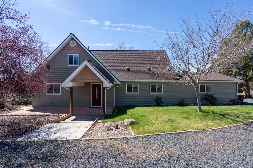 3295 SW 46th Street Redmond OR 97756