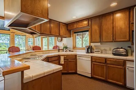 7540 Hyatt Prairie Road Ashland OR 97520
