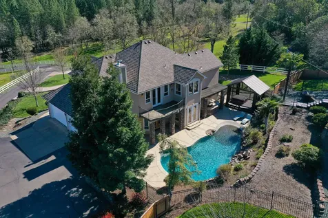 1776 Birdseye Creek Road Gold Hill OR 97525