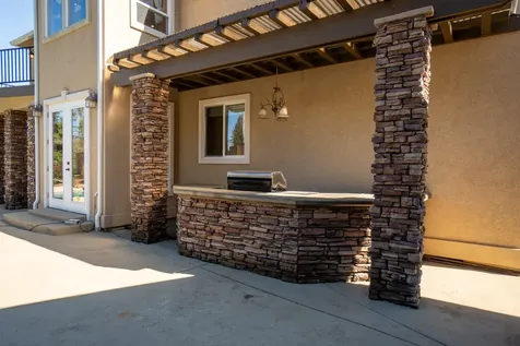 1776 Birdseye Creek Road Gold Hill OR 97525