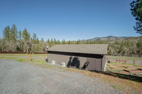 1776 Birdseye Creek Road Gold Hill OR 97525