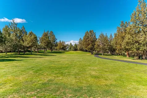 2447 Osprey Drive Redmond OR 97756