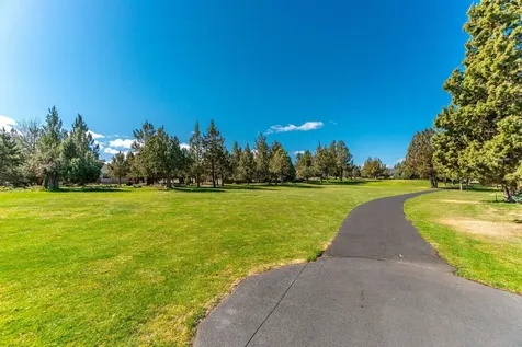 2447 Osprey Drive Redmond OR 97756