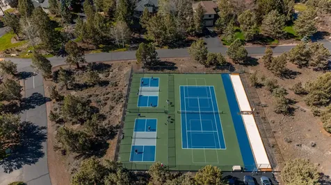 2447 Osprey Drive Redmond OR 97756