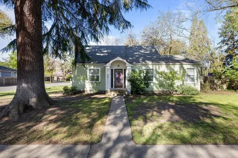 136 Willamette Avenue Medford OR 97504