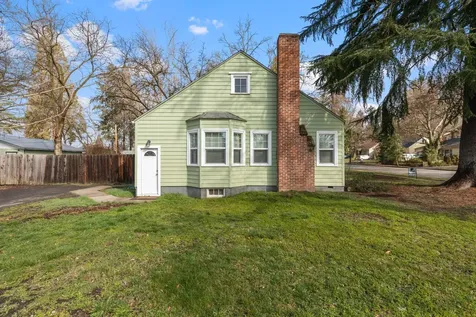 136 Willamette Avenue Medford OR 97504