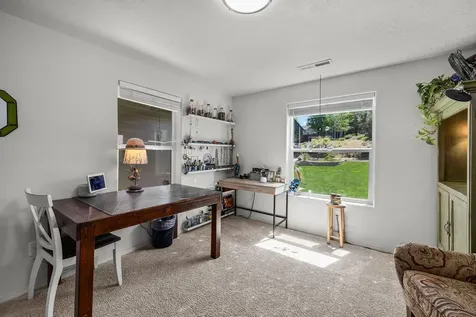 3535 SW Grandview Court Redmond OR 97756