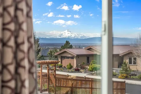 3535 SW Grandview Court Redmond OR 97756