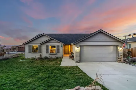 3535 SW Grandview Court Redmond OR 97756