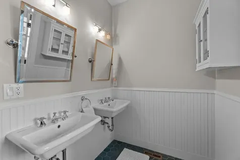 2306 NW High Lakes Loop Bend OR 97703