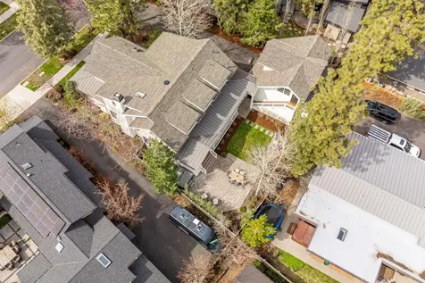 2306 NW High Lakes Loop Bend OR 97703