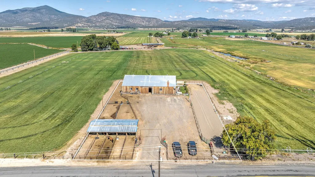 5127 NW Grimes Road Prineville OR 97754