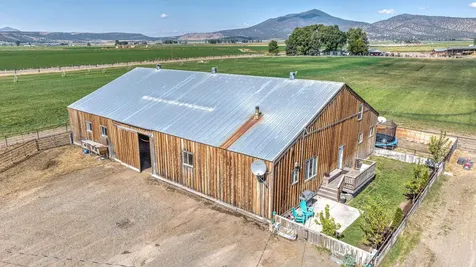 5127 NW Grimes Road Prineville OR 97754