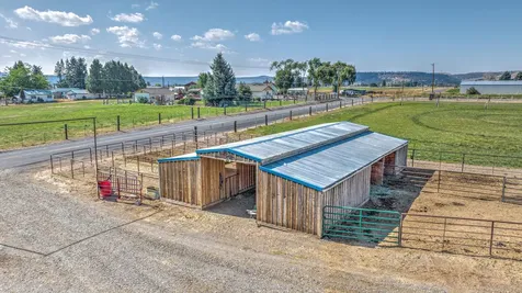 5127 NW Grimes Road Prineville OR 97754