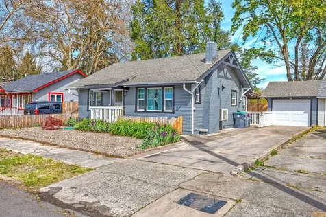 815 Taylor Street Medford OR 97504