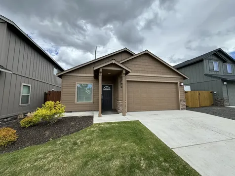 3080 NW Alder Place Redmond OR 97756