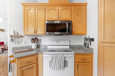 280 Meadow Drive Ashland OR 97520