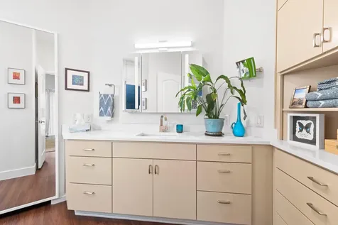 280 Meadow Drive Ashland OR 97520