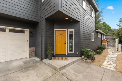 280 Meadow Drive Ashland OR 97520