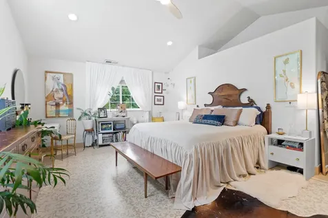 280 Meadow Drive Ashland OR 97520