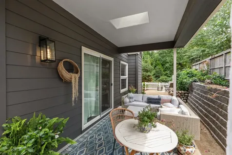 280 Meadow Drive Ashland OR 97520