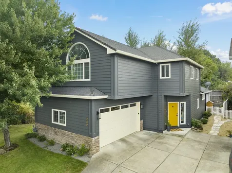 280 Meadow Drive Ashland OR 97520